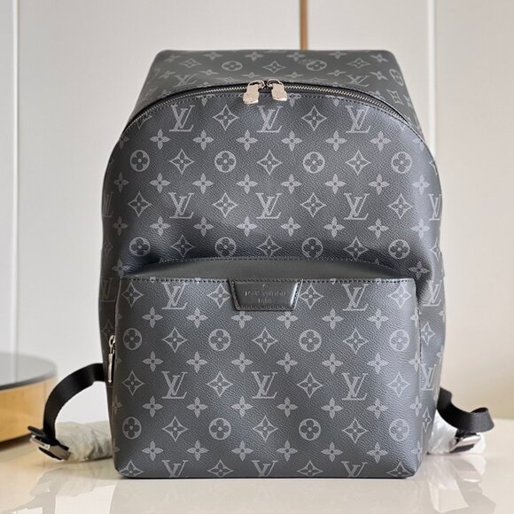 Louis Vuitton Discovery Backpack PM - Picture 1 of 7